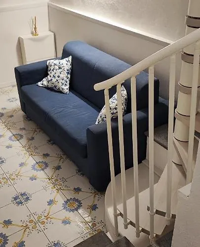 A Casa Di Aurelio - Dimore Partenopee アパート *