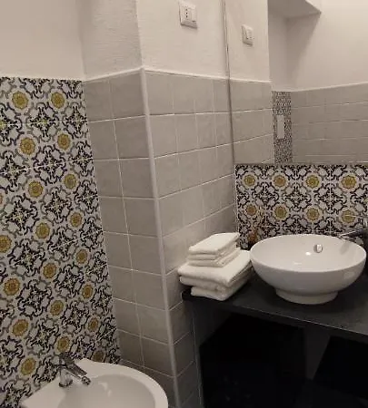 A Casa Di Aurelio - Dimore Partenopee 公寓 *